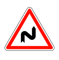 Дорожній знак Декілька поворотів