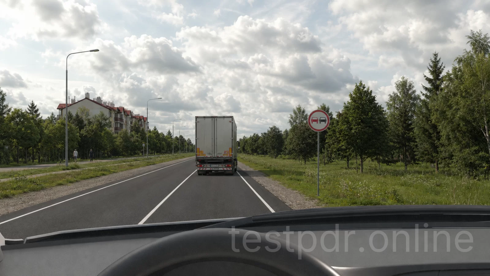 Чи дозволено Вам у даній ситуації виконати обгін вантажного автомобіля з причепом, що рухається зі швидкістю менш ніж 30 км/год? Чи дозволено Вам у даній ситуації виконати обгін вантажного автомобіля з причепом, що рухається зі швидкістю менш ніж 30 км/год?